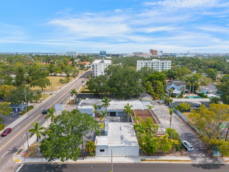 More Photos Of 1505 Tamiami Trl W, Bradenton Freestanding For Sale