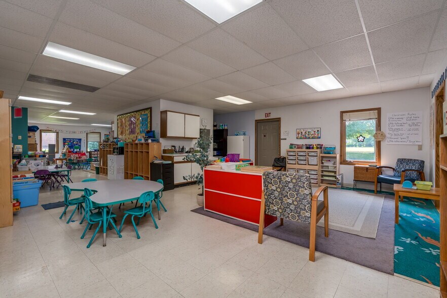 More Photos Of 1500 Edgewood Blvd, North Mankato Schools For Sale