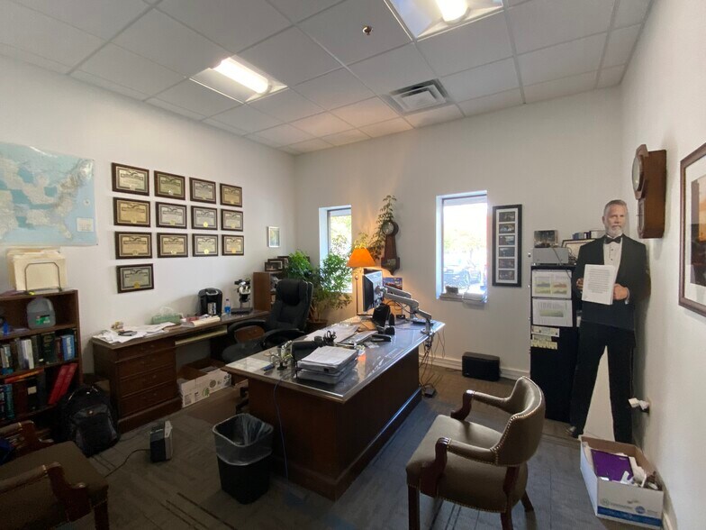 More Photos Of 7251-7281 Commerce Cir E, Fridley Warehouse For Lease