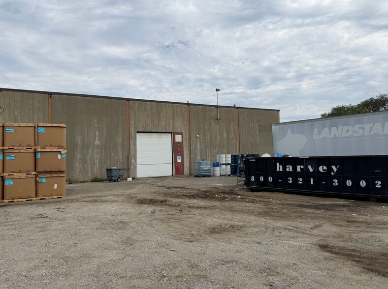More Photos Of 28 Bowditch Dr, Shrewsbury Manufacturing For Lease