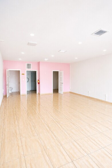 More Photos Of 3251-3255 NW 183rd St, Opa-locka Storefront For Sale