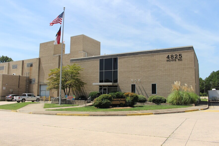 More Photos Of 4825 Hovis Rd, Charlotte Industrial For Sale