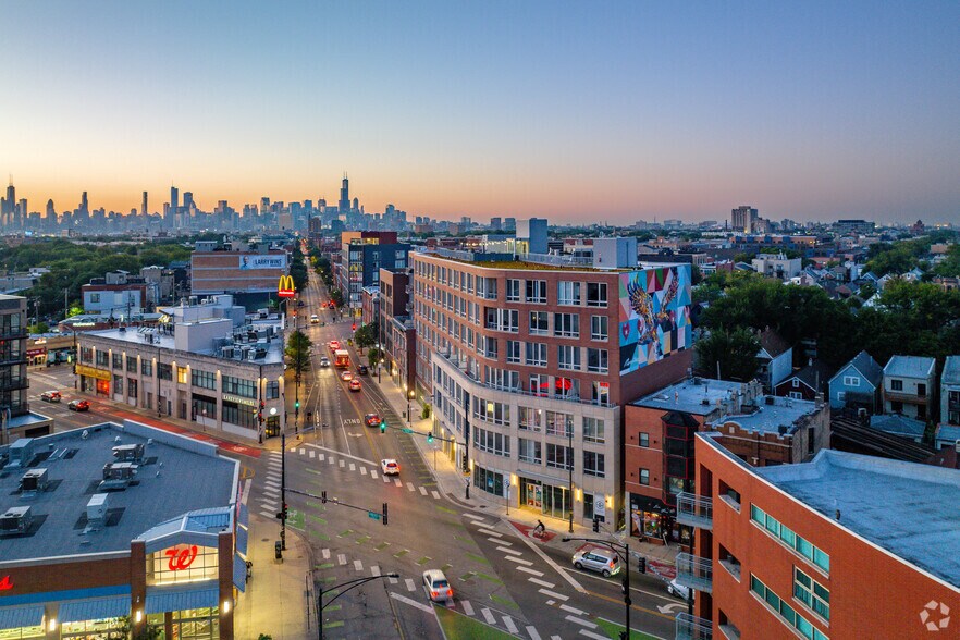 More Photos Of 1980 N Milwaukee Ave, Chicago Apartments For Lease