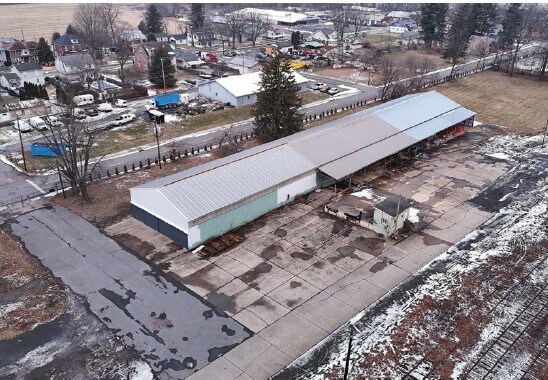 More Photos Of 417 N Arch St, Milton Unknown For Lease