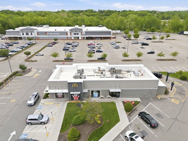 More Photos Of 52-70 Mendon Rd, Cumberland Unknown For Lease