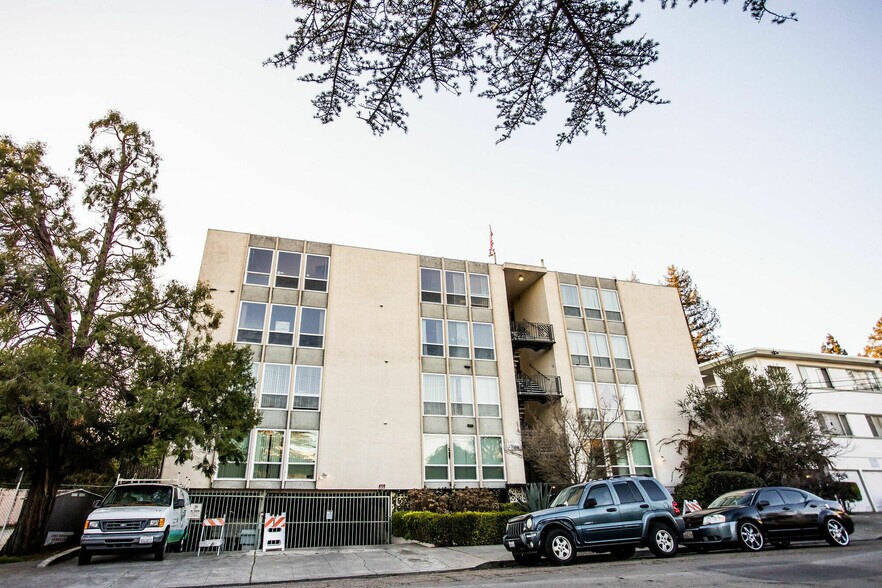 More Photos Of 3525 Dimond Ave, Oakland Apartments For Sale