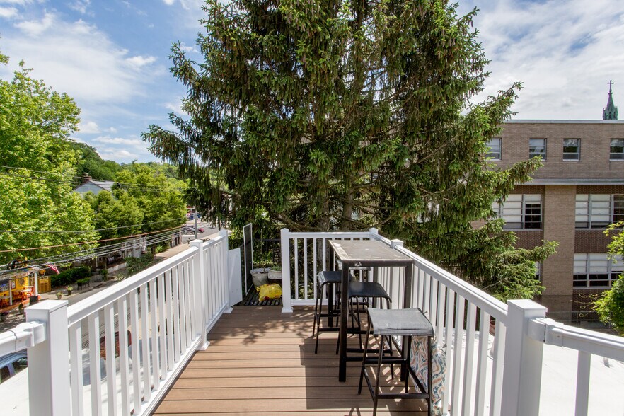 More Photos Of 41 Church St, Lambertville Apartments For Sale