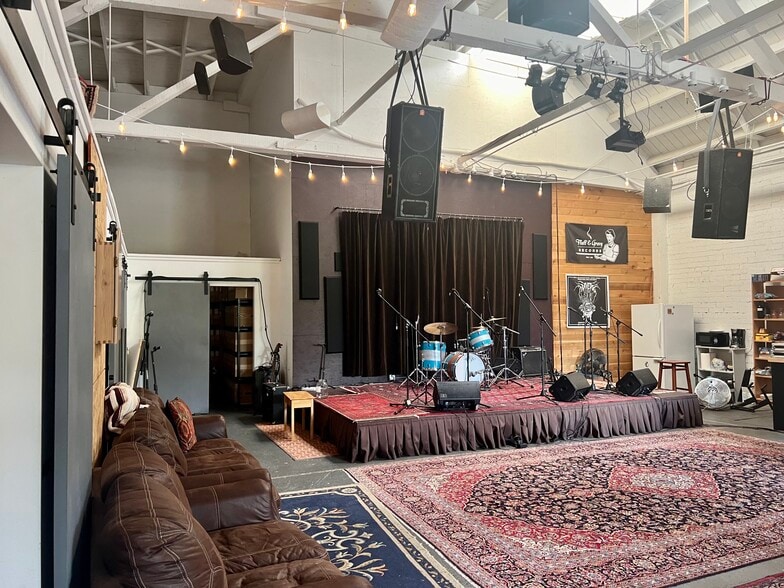 More Photos Of 603-677 N Tillamook St, Portland Warehouse For Lease