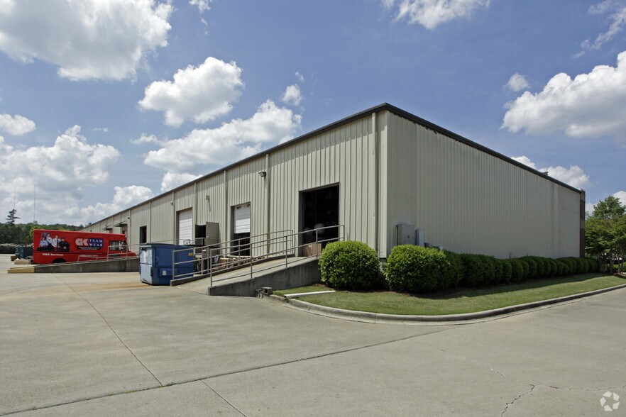 Primary Photo Of 241-277 Lyon Ln, Birmingham Research And Development For Lease