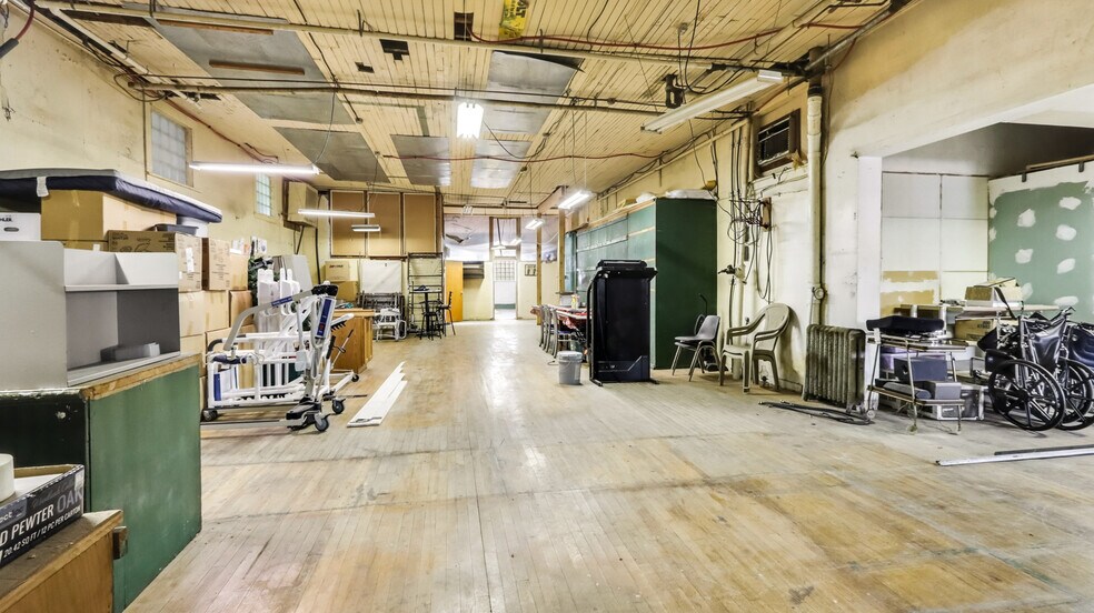 More Photos Of 106 S Harding St, Owen Apartments For Sale