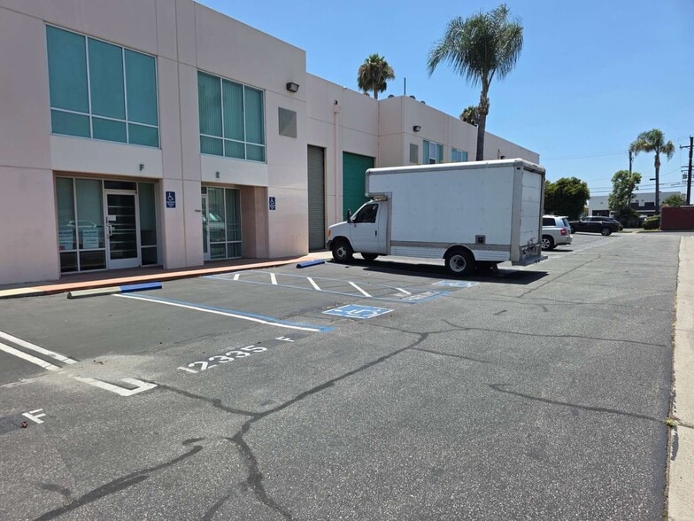 More Photos Of 12335 Denholm Dr, El Monte Warehouse For Lease