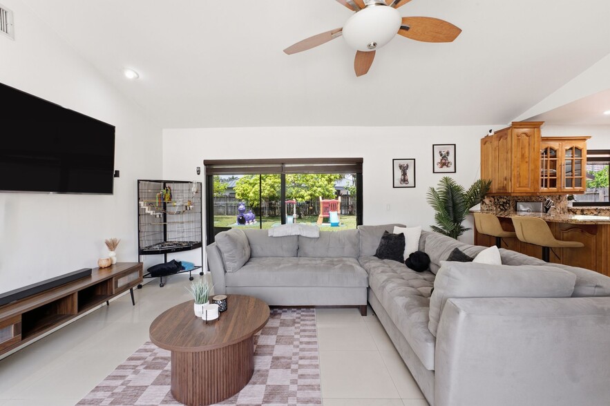 More Photos Of 4150 SW 137th Ct, Miami Schools For Sale