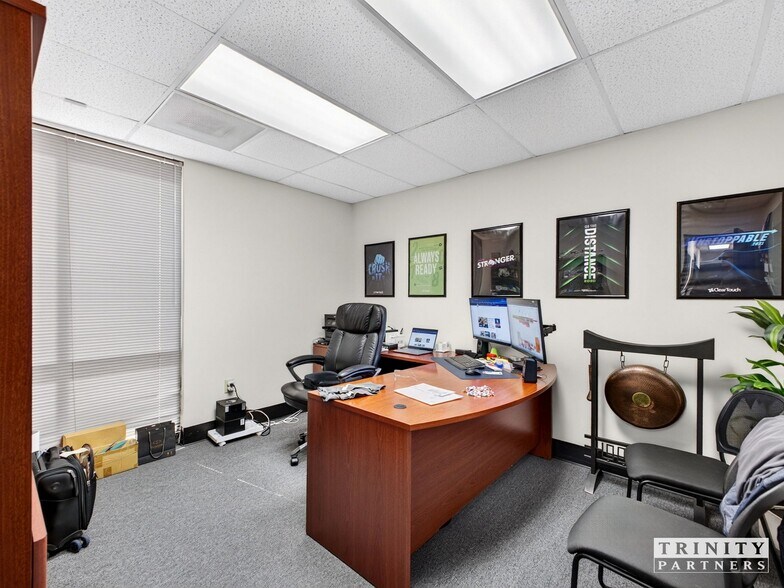 More Photos Of 1100 Thousand Oaks Blvd, Greenville Light Distribution For Lease