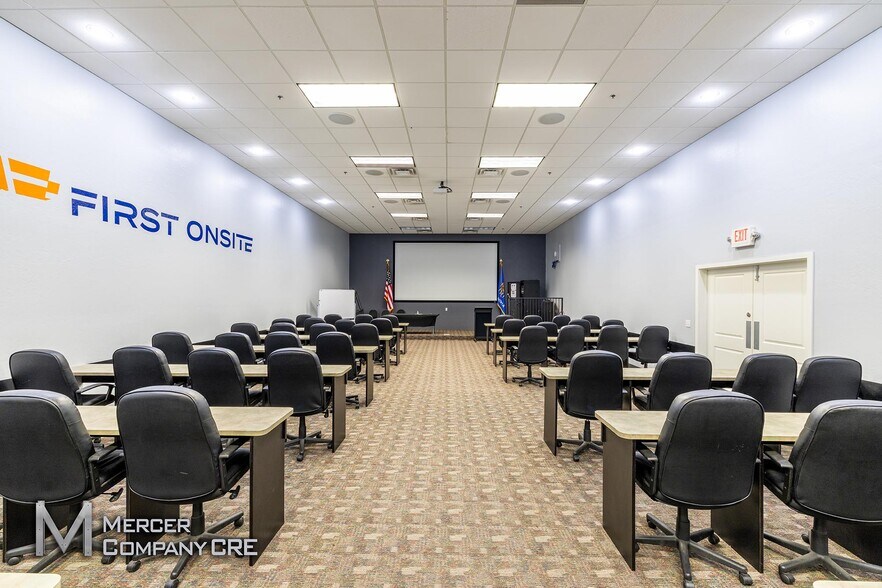 More Photos Of 3300 N Santa Fe Ave, Oklahoma City Warehouse For Sale