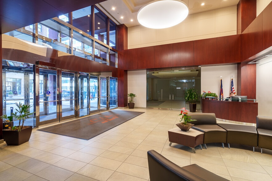 More Photos Of 475 17th St, Denver Office For Sale