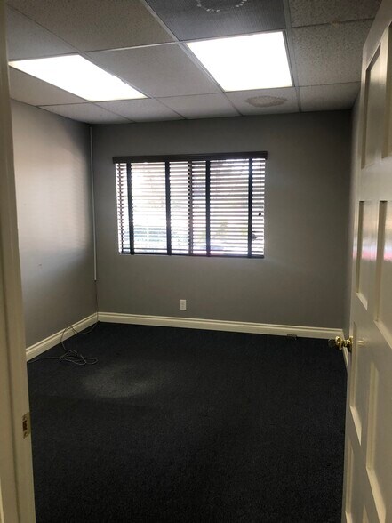 More Photos Of 6864 Indiana Ave, Riverside Office For Lease