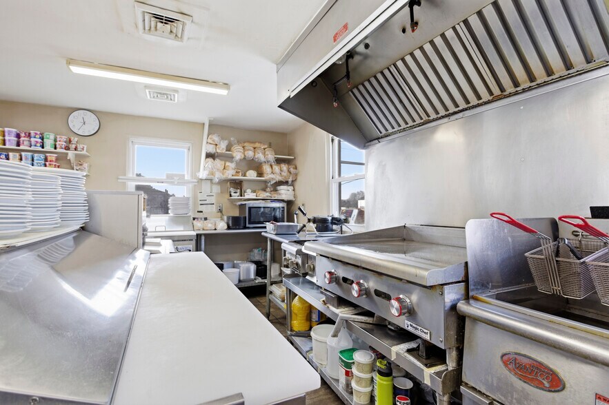 More Photos Of 1117 Smithbridge Rd, Glen Mills General Retail For Sale