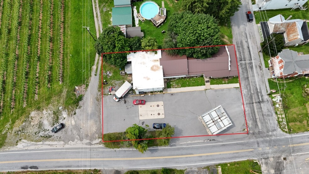 More Photos Of 115 Upper Bermudian Rd, Gardners Convenience Store For Sale