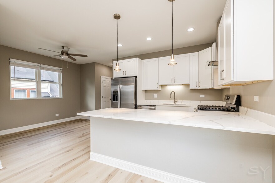 More Photos Of 623 Hamlin Ave, Chicago Apartments For Sale