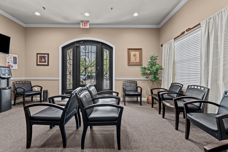 More Photos Of 4501 Medical Center Dr, McKinney Medical For Lease