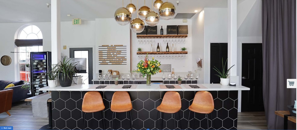 More Photos Of 9071 Windsor Rd, Windsor Apartments For Lease