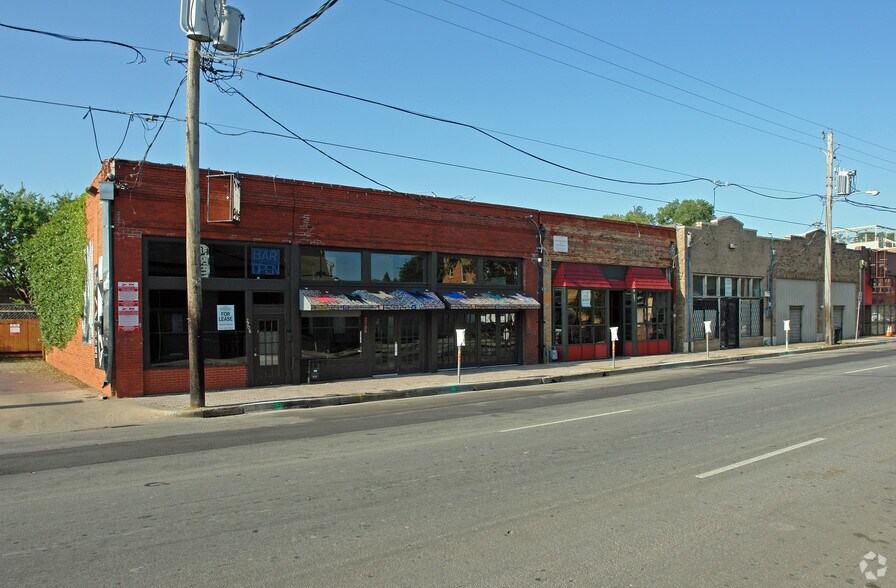 More Photos Of 2706 Elm St, Dallas Storefront For Lease