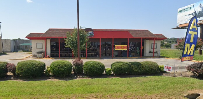 More Photos Of 2213 S Caraway Rd, Jonesboro Restaurant For Lease