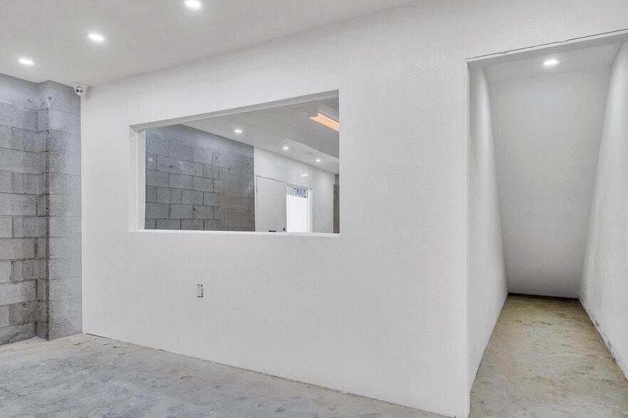 More Photos Of 8100 Electric Ave, Stanton Warehouse For Sale