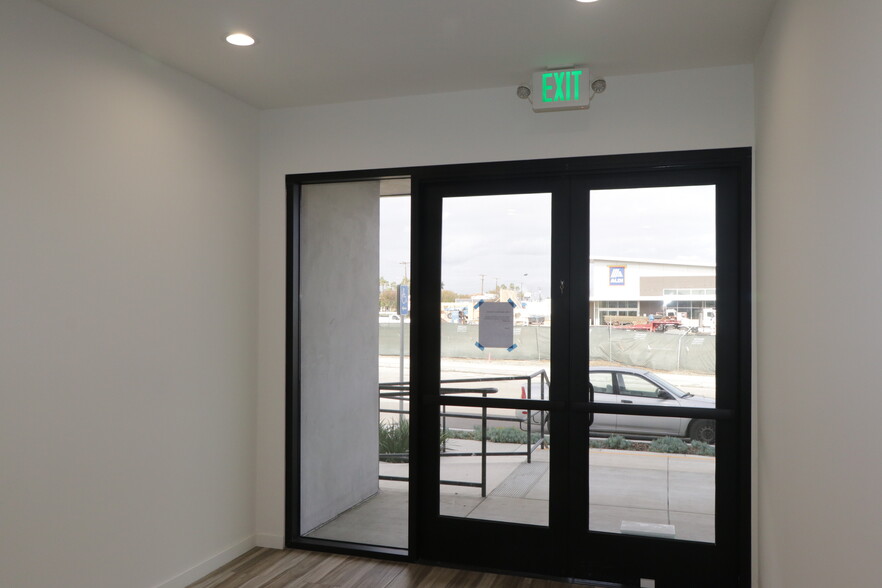 More Photos Of 2430 Amsler St, Torrance Office For Lease