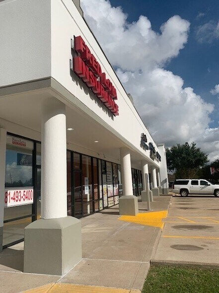 More Photos Of 2838 S Hwy 6, Houston Unknown For Lease