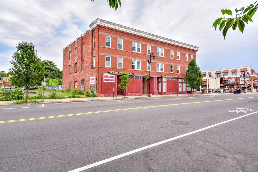 More Photos Of 979 Main St, Springfield Office Residential For Sale