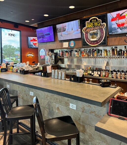 More Photos Of 3945 W Eau Gallie Blvd, Melbourne Storefront For Lease