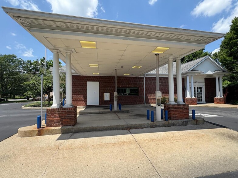 More Photos Of 998 3rd St, Beaver Office For Sale