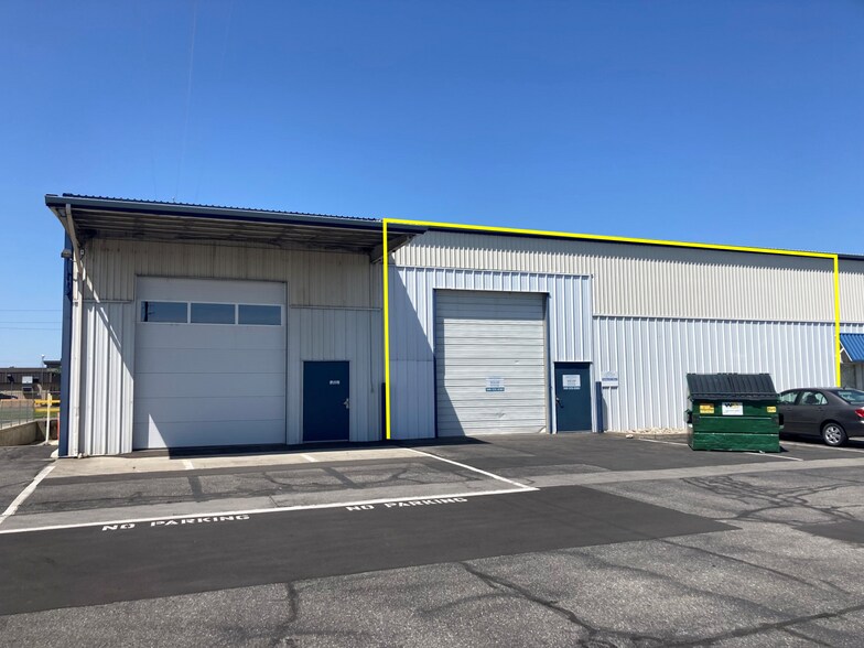 More Photos Of 6206 E Trent Ave, Spokane Showroom For Sale