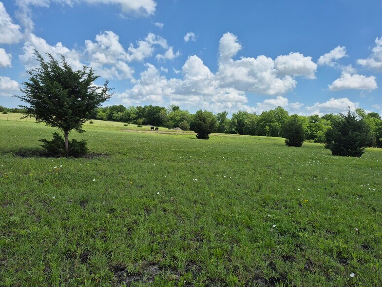 More Photos Of 9561 N TX-50 Hwy, Ladonia Land For Sale