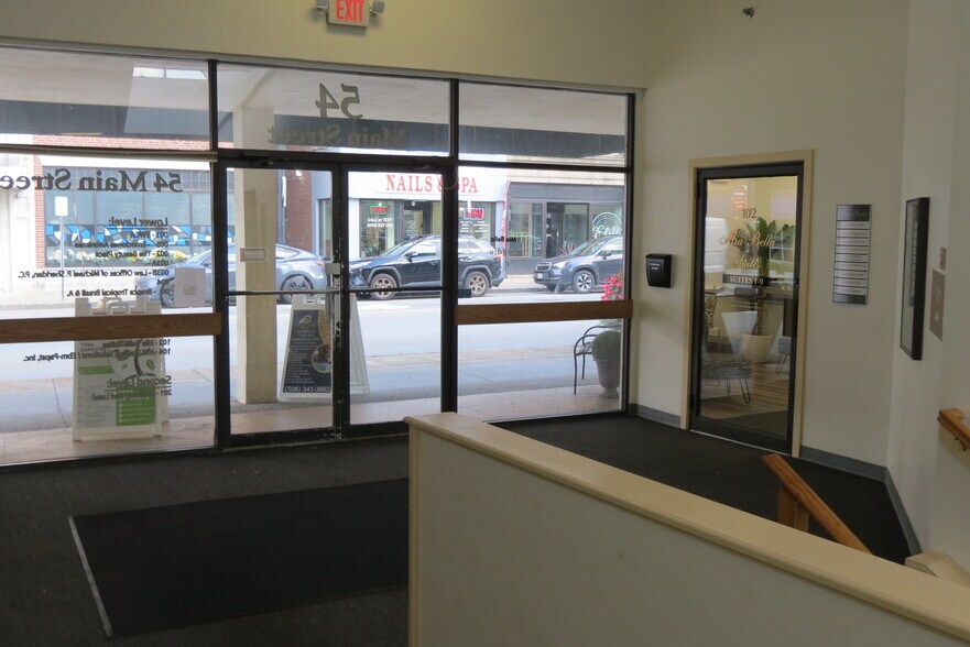 More Photos Of 54 Main St, Leominster Office For Sale