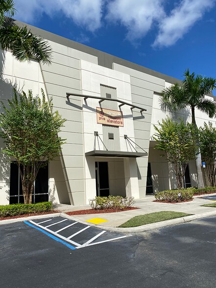 More Photos Of 12600-12608 NW 115th Ave, Medley Industrial For Sale