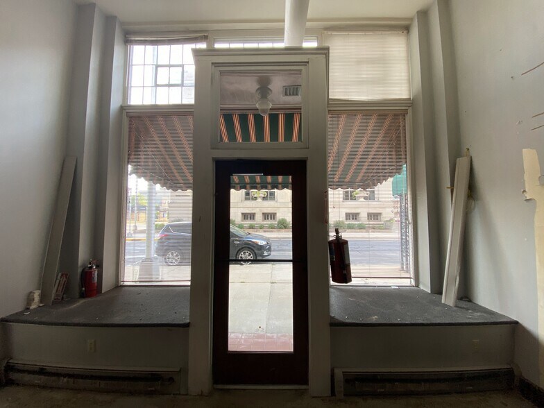 More Photos Of 1408 Strongs Ave, Stevens Point Apartments For Lease