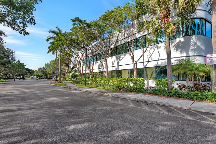 More Photos Of 13680 NW 5th St, Sunrise Office For Sale
