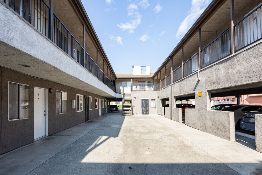 More Photos Of 1319 N Acacia Ave, San Bernardino Apartments For Sale