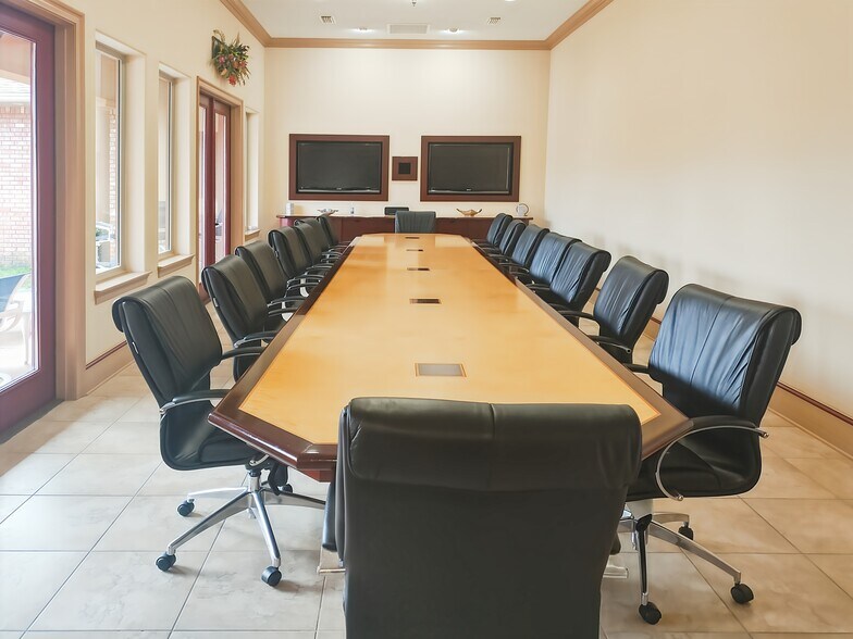 More Photos Of 8100 Opportunity Dr, Milton Office For Sale