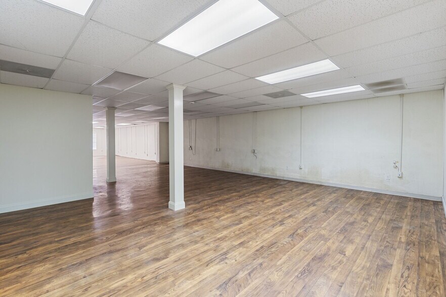 More Photos Of 415 Fisk Ave, Demorest Medical For Sale