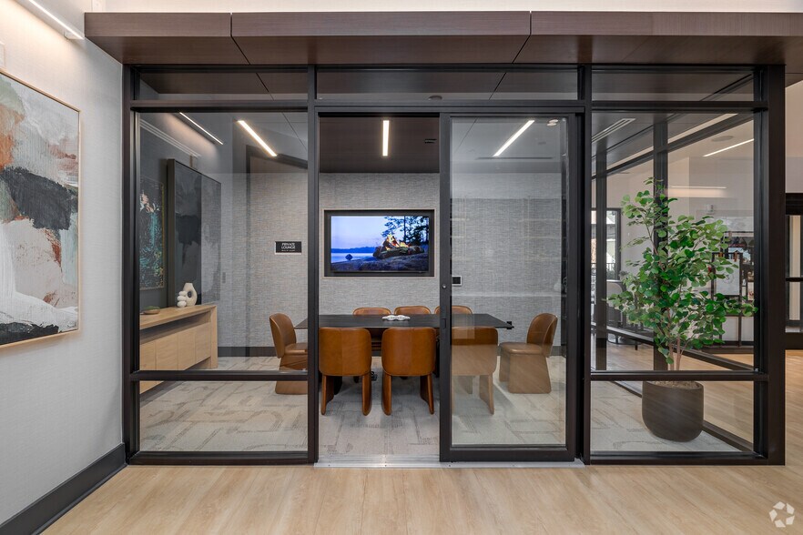 More Photos Of 1350 Dresden Dr, Brookhaven Apartments For Lease