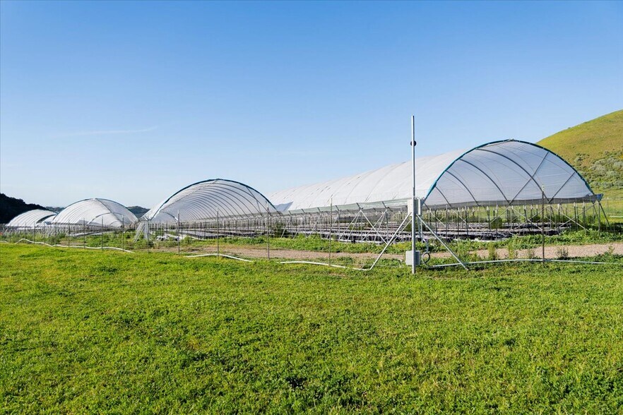 More Photos Of 9451 Batchelder Rd, Los Alamos Land For Sale