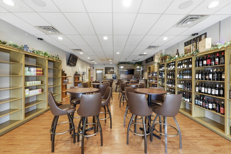 More Photos Of 219 S Sandusky Ave, Bucyrus Storefront Retail Residential For Sale