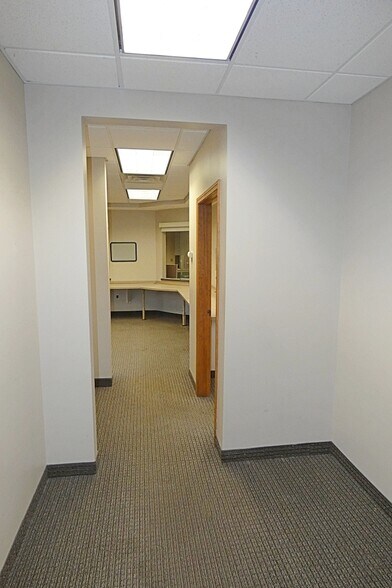 More Photos Of 1829 Maple Rd, Williamsville Medical For Lease