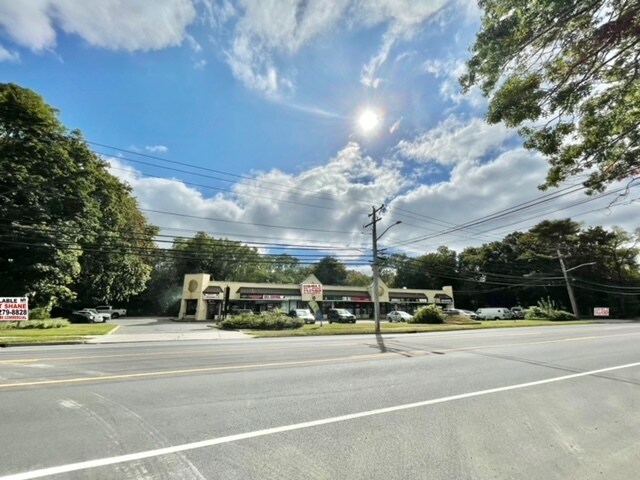 More Photos Of 50 Middle Country Rd, Coram Storefront Retail Office For Lease