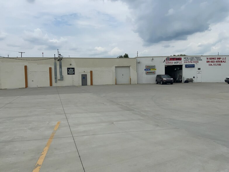 More Photos Of 219 Navarre Rd SW, Canton Warehouse For Sale