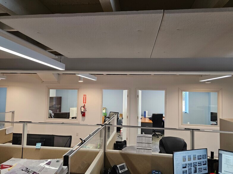 More Photos Of 1600 N High Point Rd, Middleton Office For Sale