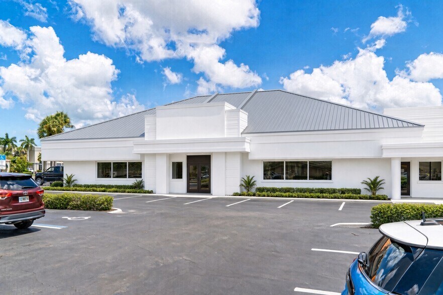Primary Photo Of 4910 Tamiami Trl N, Naples Unknown For Lease